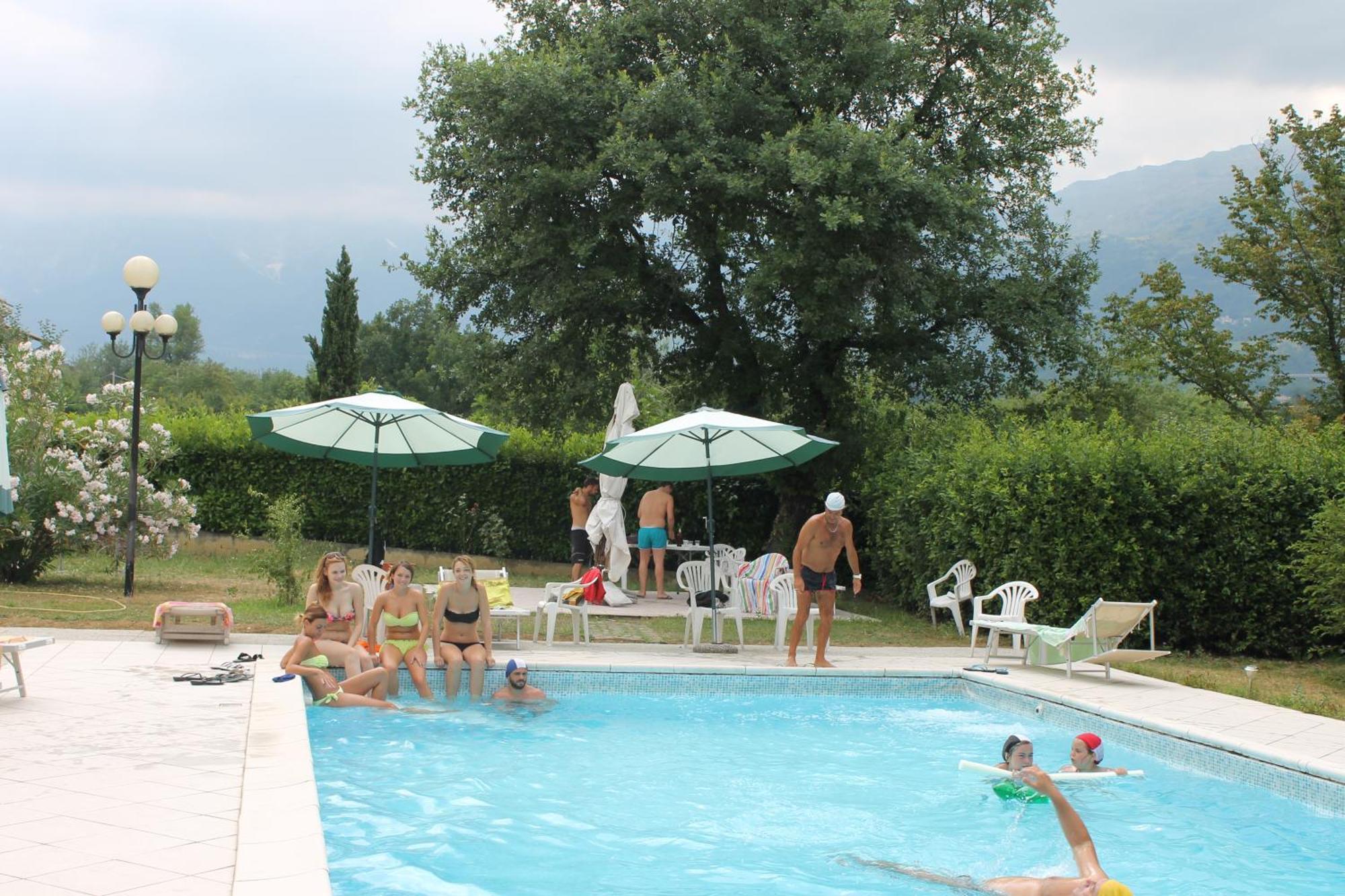Residence La Piscina Isola del Gran Sasso dʼItalia Eksteriør billede