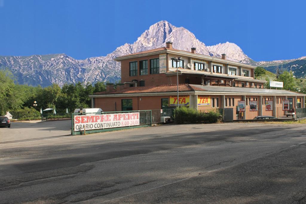 Residence La Piscina Isola del Gran Sasso dʼItalia Eksteriør billede