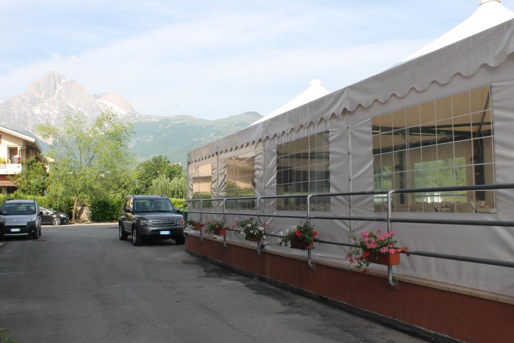 Residence La Piscina Isola del Gran Sasso dʼItalia Eksteriør billede